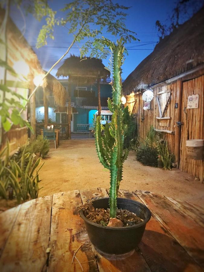 Eco Hostel Casa Del Agua Isla Holbox Exterior photo